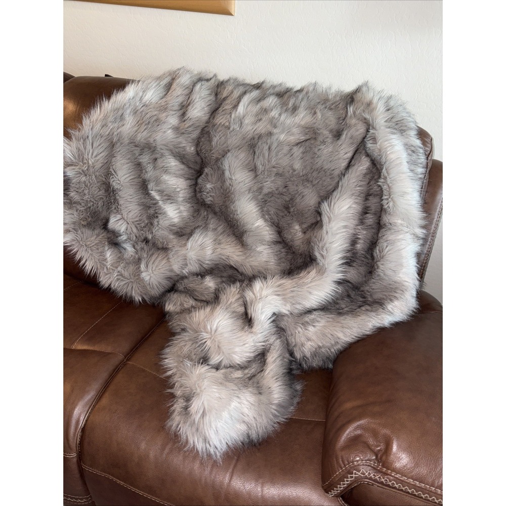 WEST ELM  Faux Fur Throw Blanket Gray shades soft ‎ Luxurious 47x60" EUC
